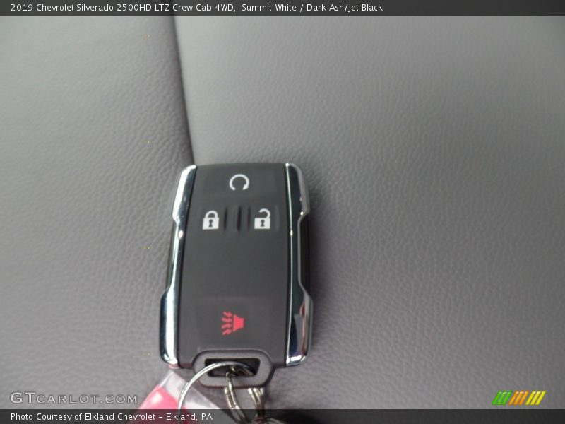 Summit White / Dark Ash/Jet Black 2019 Chevrolet Silverado 2500HD LTZ Crew Cab 4WD