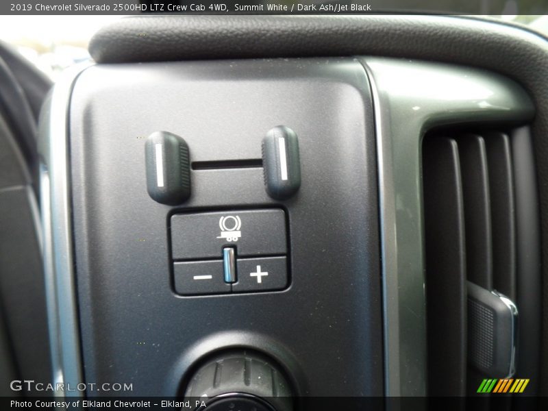Summit White / Dark Ash/Jet Black 2019 Chevrolet Silverado 2500HD LTZ Crew Cab 4WD