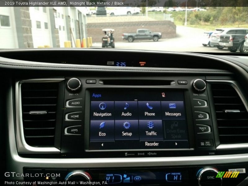 Controls of 2019 Highlander XLE AWD