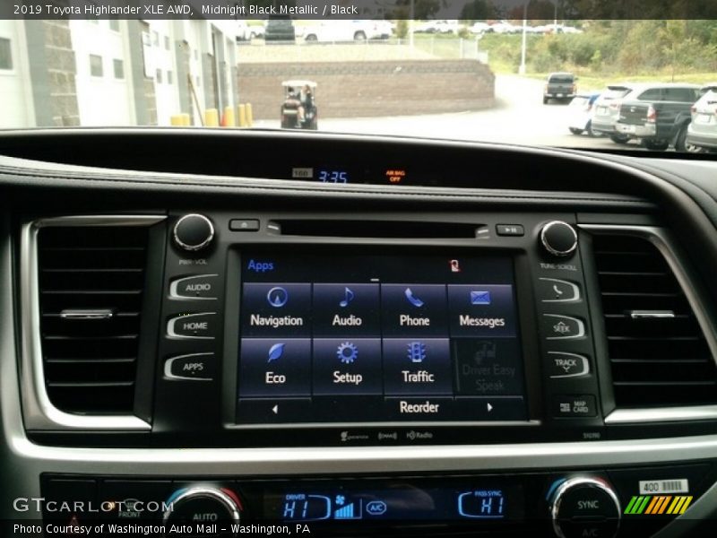 Controls of 2019 Highlander XLE AWD