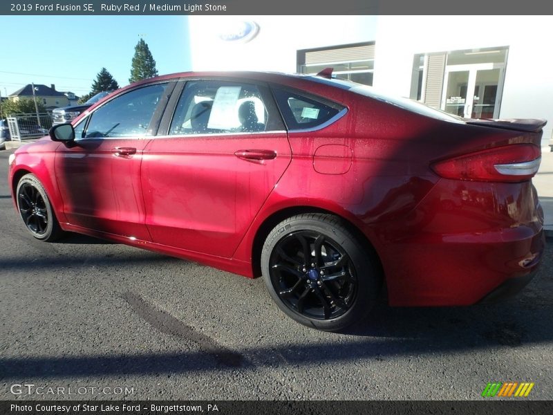 Ruby Red / Medium Light Stone 2019 Ford Fusion SE