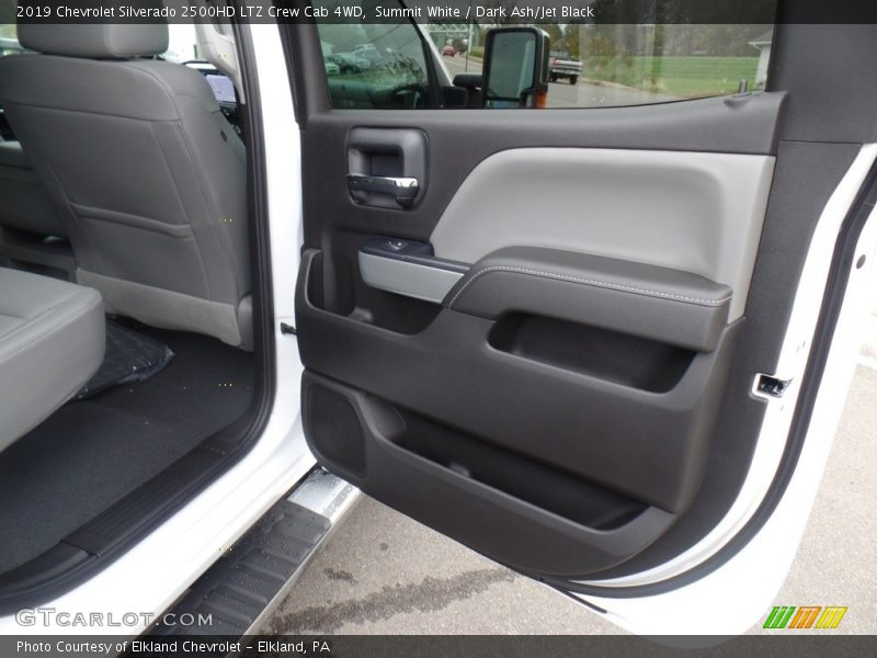 Summit White / Dark Ash/Jet Black 2019 Chevrolet Silverado 2500HD LTZ Crew Cab 4WD