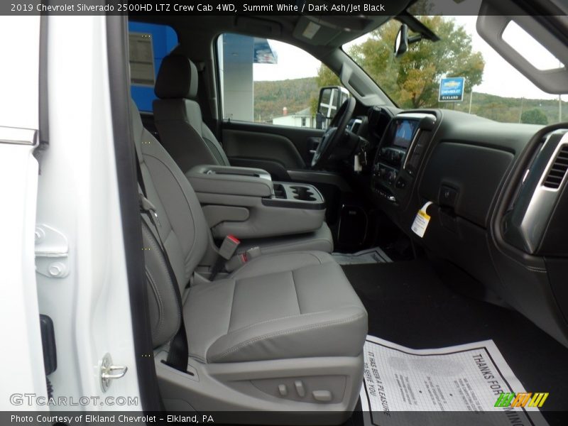 Summit White / Dark Ash/Jet Black 2019 Chevrolet Silverado 2500HD LTZ Crew Cab 4WD