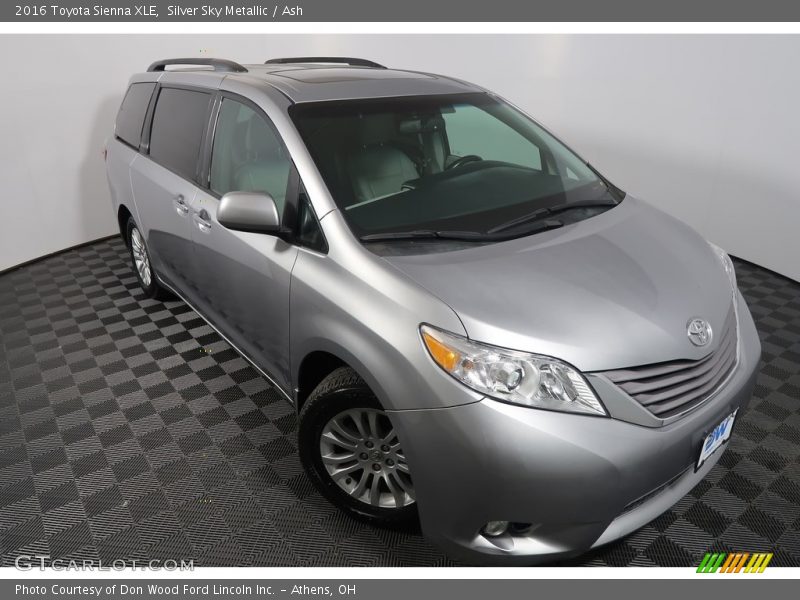 Silver Sky Metallic / Ash 2016 Toyota Sienna XLE