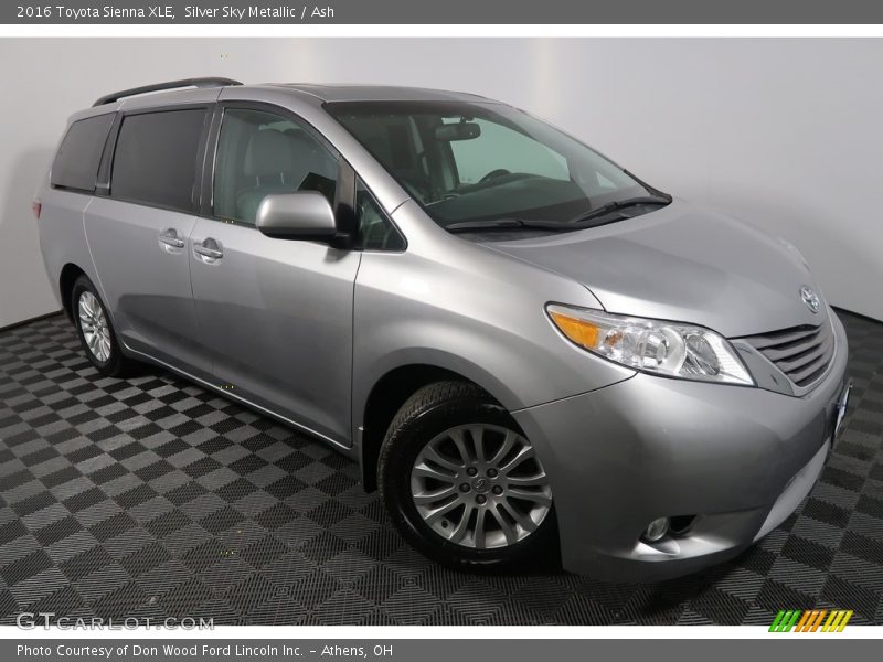 Silver Sky Metallic / Ash 2016 Toyota Sienna XLE