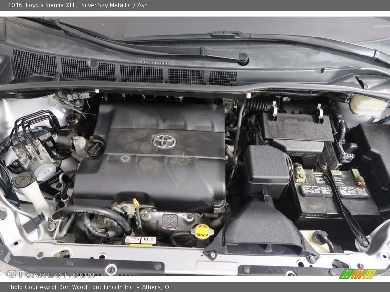 Silver Sky Metallic / Ash 2016 Toyota Sienna XLE