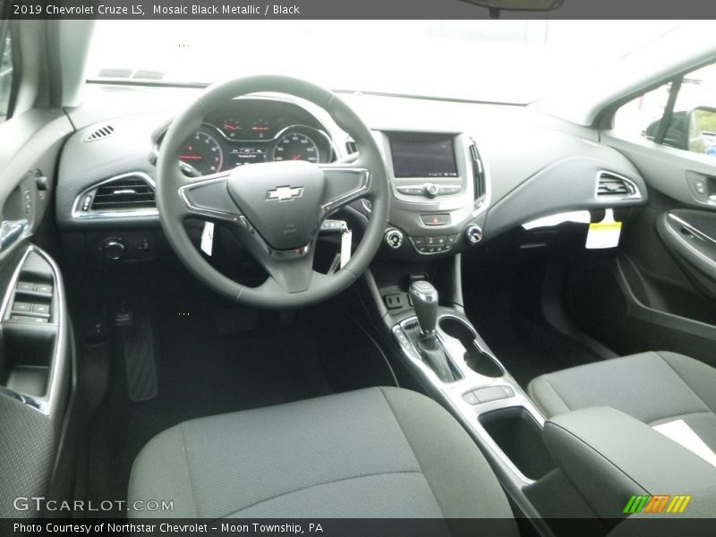Mosaic Black Metallic / Black 2019 Chevrolet Cruze LS