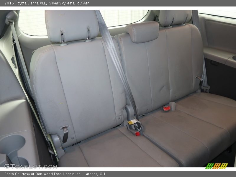 Silver Sky Metallic / Ash 2016 Toyota Sienna XLE