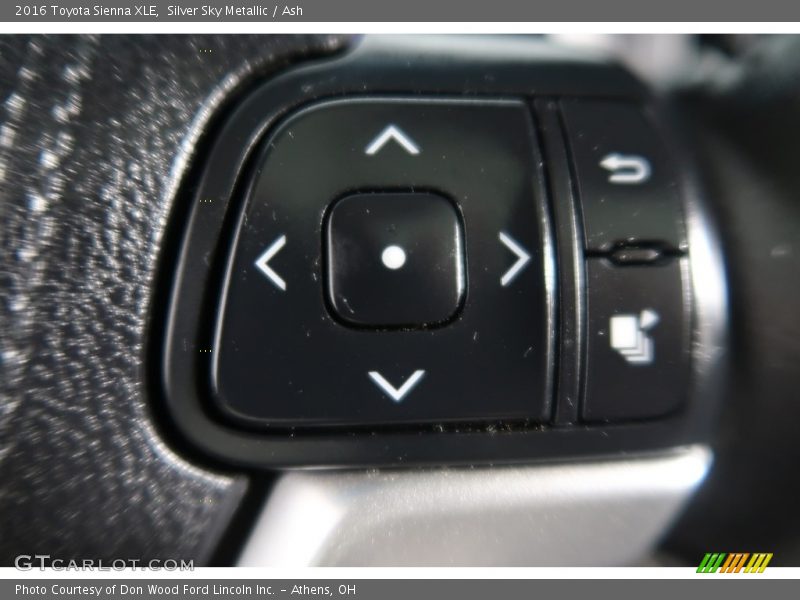 Silver Sky Metallic / Ash 2016 Toyota Sienna XLE