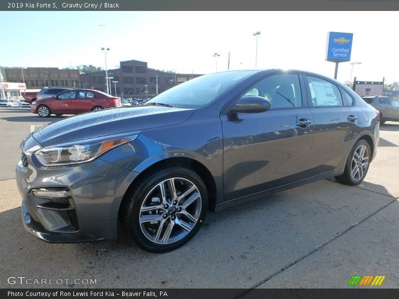 Gravity Grey / Black 2019 Kia Forte S