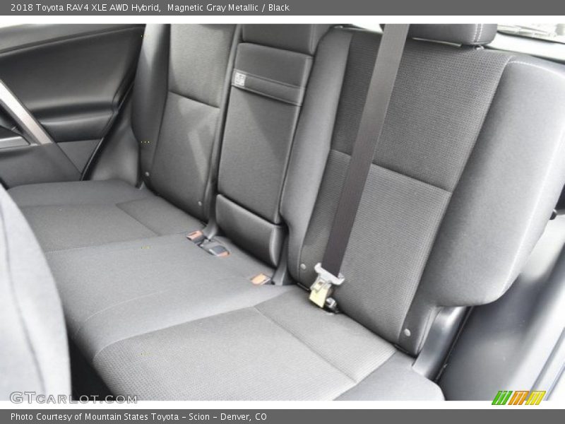 Magnetic Gray Metallic / Black 2018 Toyota RAV4 XLE AWD Hybrid