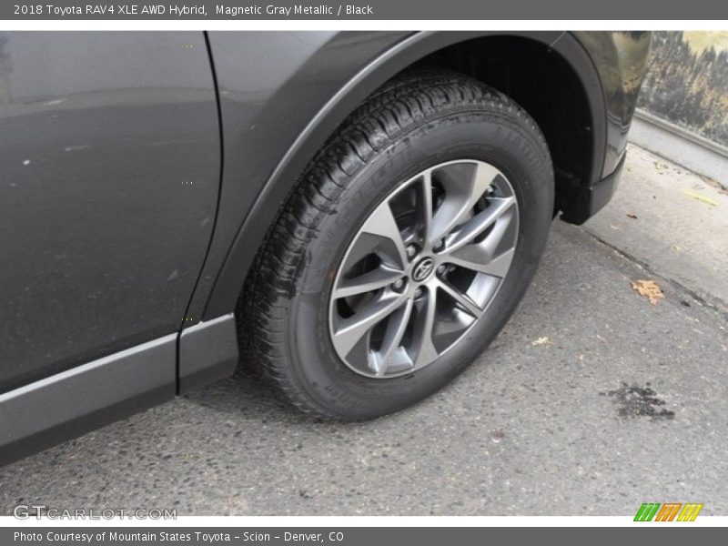 Magnetic Gray Metallic / Black 2018 Toyota RAV4 XLE AWD Hybrid