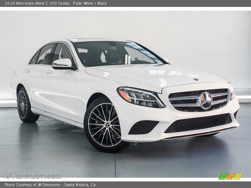Front 3/4 View of 2019 C 300 Sedan