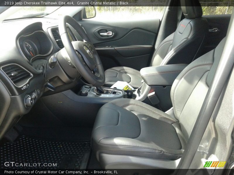 Granite Crystal Metallic / Black 2019 Jeep Cherokee Trailhawk Elite 4x4