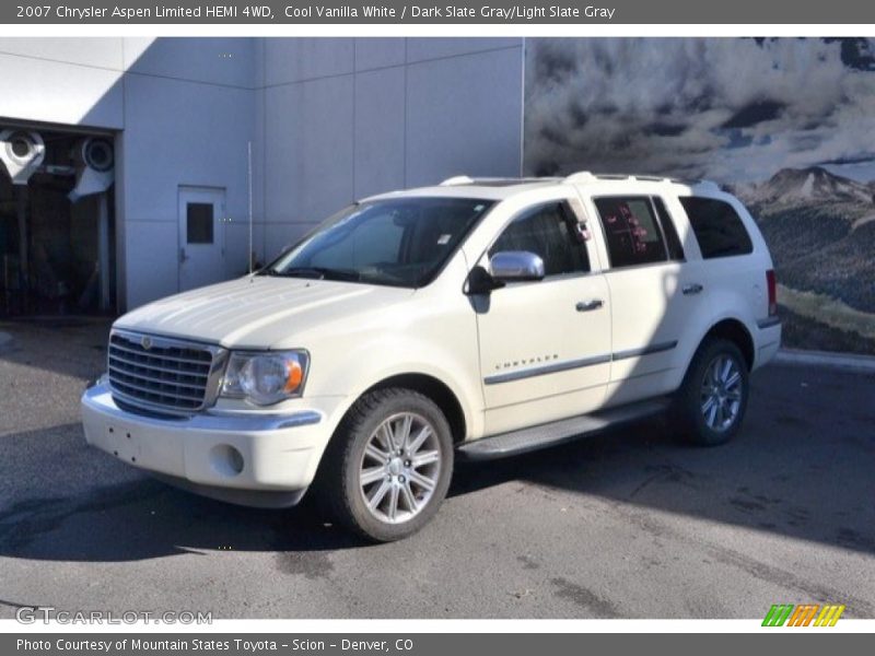 Cool Vanilla White / Dark Slate Gray/Light Slate Gray 2007 Chrysler Aspen Limited HEMI 4WD