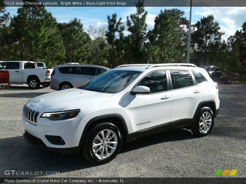 Bright White / Black/Light Frost Beige 2019 Jeep Cherokee Latitude