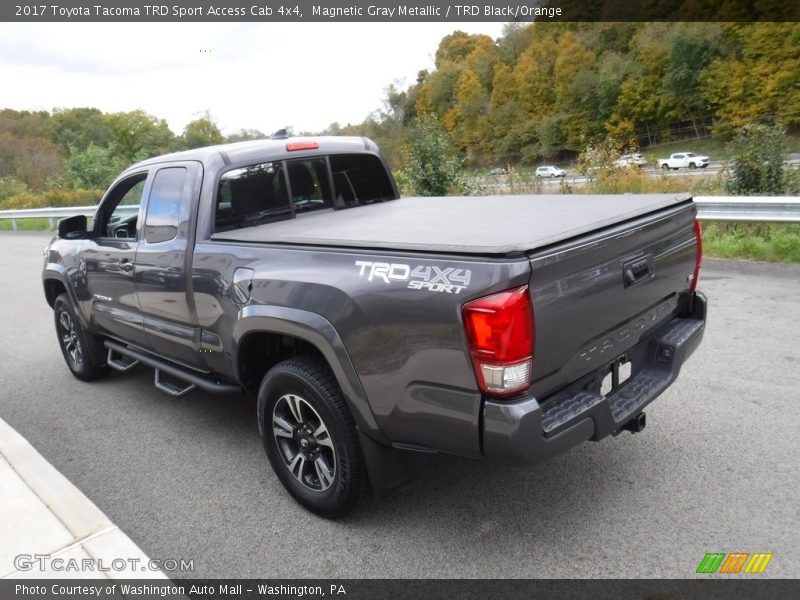 Magnetic Gray Metallic / TRD Black/Orange 2017 Toyota Tacoma TRD Sport Access Cab 4x4