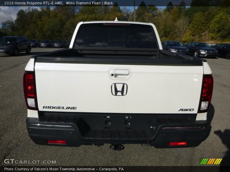 White Diamond Pearl / Black 2019 Honda Ridgeline RTL-E AWD