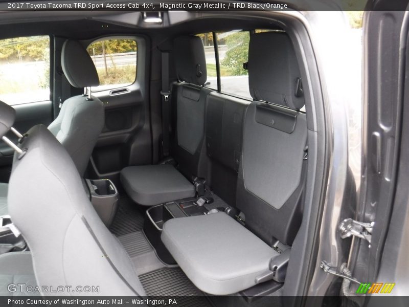 Magnetic Gray Metallic / TRD Black/Orange 2017 Toyota Tacoma TRD Sport Access Cab 4x4