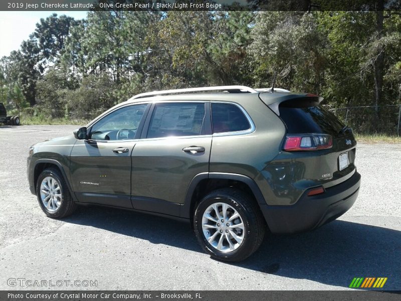 Olive Green Pearl / Black/Light Frost Beige 2019 Jeep Cherokee Latitude