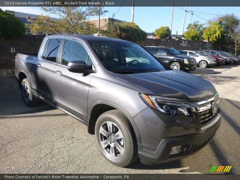 Front 3/4 View of 2019 Ridgeline RTL AWD