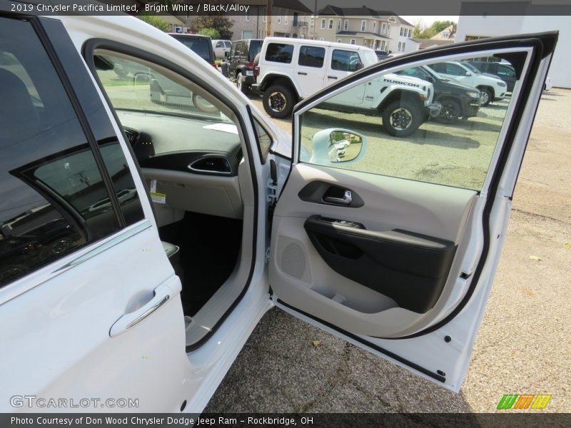 Door Panel of 2019 Pacifica Limited