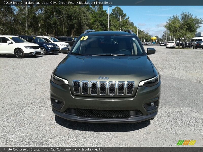 Olive Green Pearl / Black/Light Frost Beige 2019 Jeep Cherokee Latitude