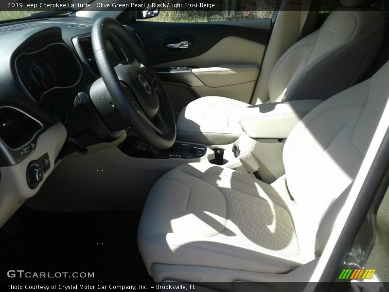 Olive Green Pearl / Black/Light Frost Beige 2019 Jeep Cherokee Latitude