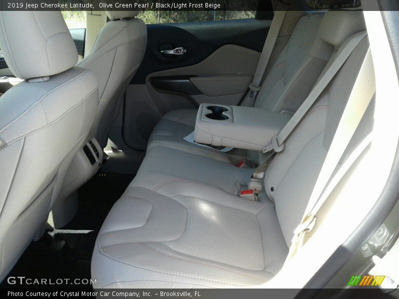 Olive Green Pearl / Black/Light Frost Beige 2019 Jeep Cherokee Latitude