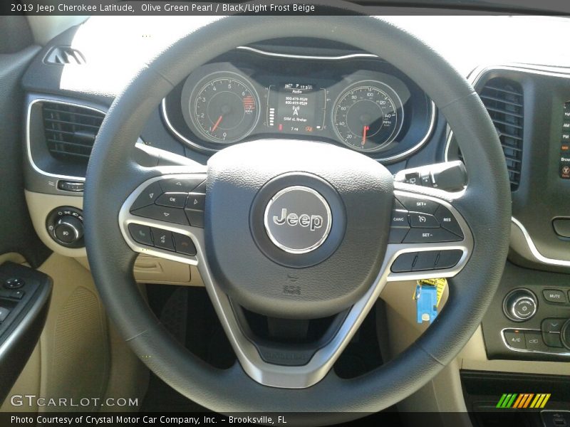 Olive Green Pearl / Black/Light Frost Beige 2019 Jeep Cherokee Latitude