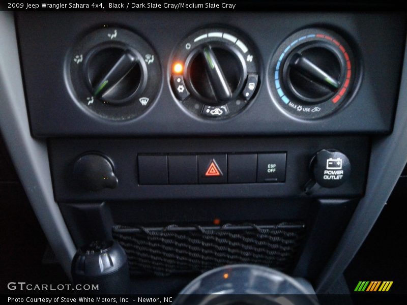 Black / Dark Slate Gray/Medium Slate Gray 2009 Jeep Wrangler Sahara 4x4