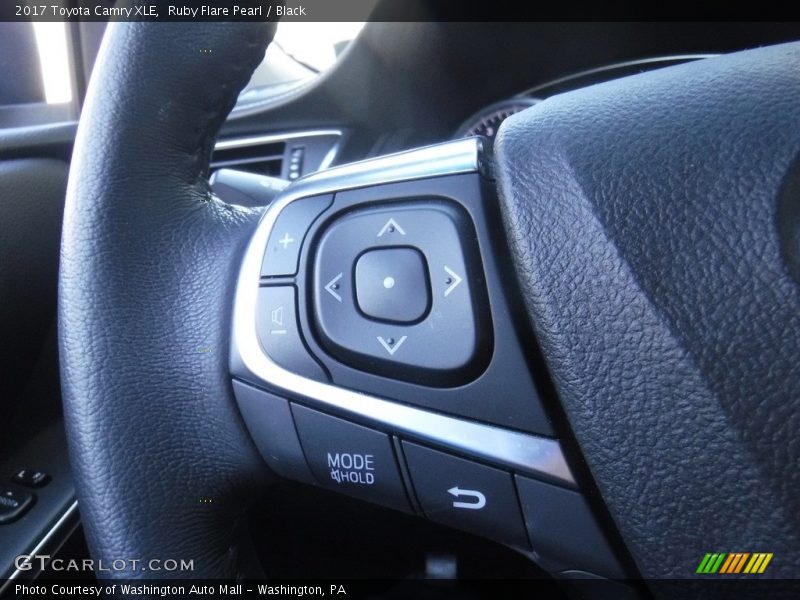 Ruby Flare Pearl / Black 2017 Toyota Camry XLE