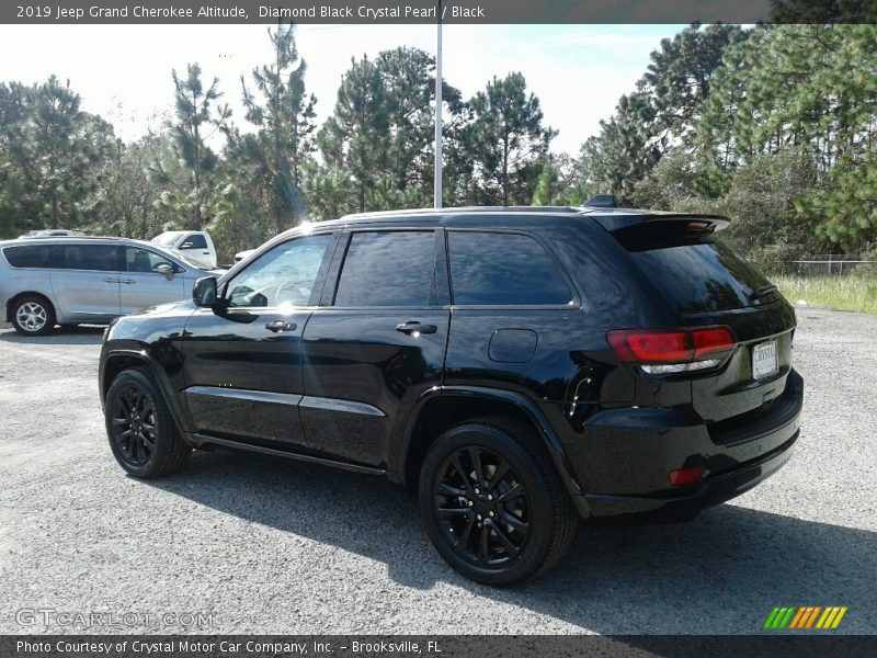 Diamond Black Crystal Pearl / Black 2019 Jeep Grand Cherokee Altitude