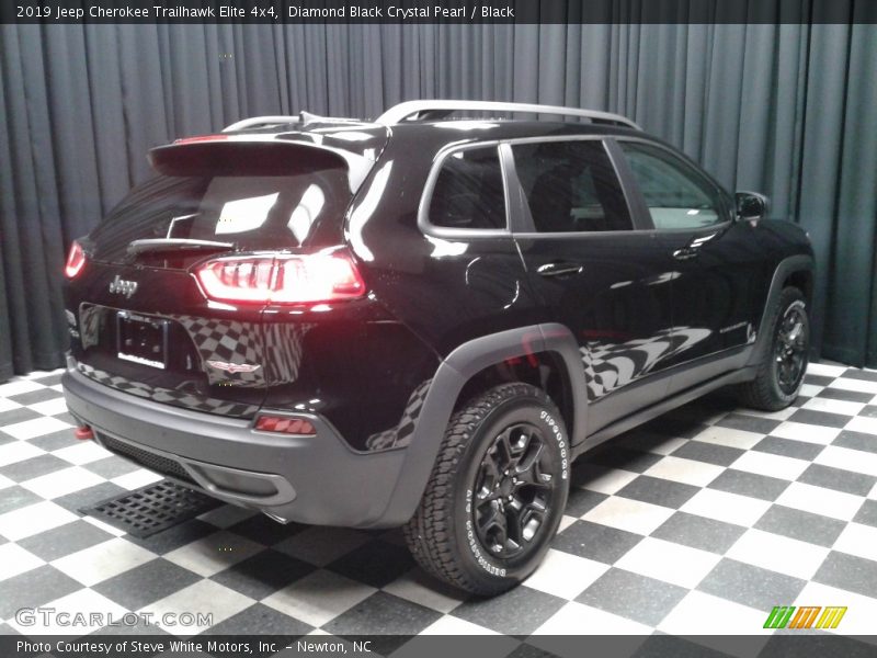Diamond Black Crystal Pearl / Black 2019 Jeep Cherokee Trailhawk Elite 4x4
