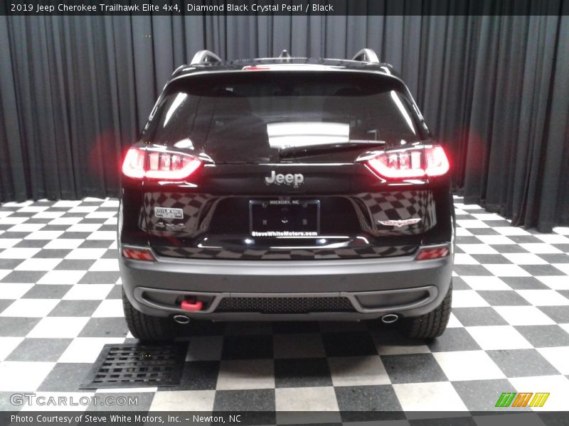 Diamond Black Crystal Pearl / Black 2019 Jeep Cherokee Trailhawk Elite 4x4