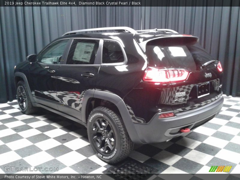 Diamond Black Crystal Pearl / Black 2019 Jeep Cherokee Trailhawk Elite 4x4