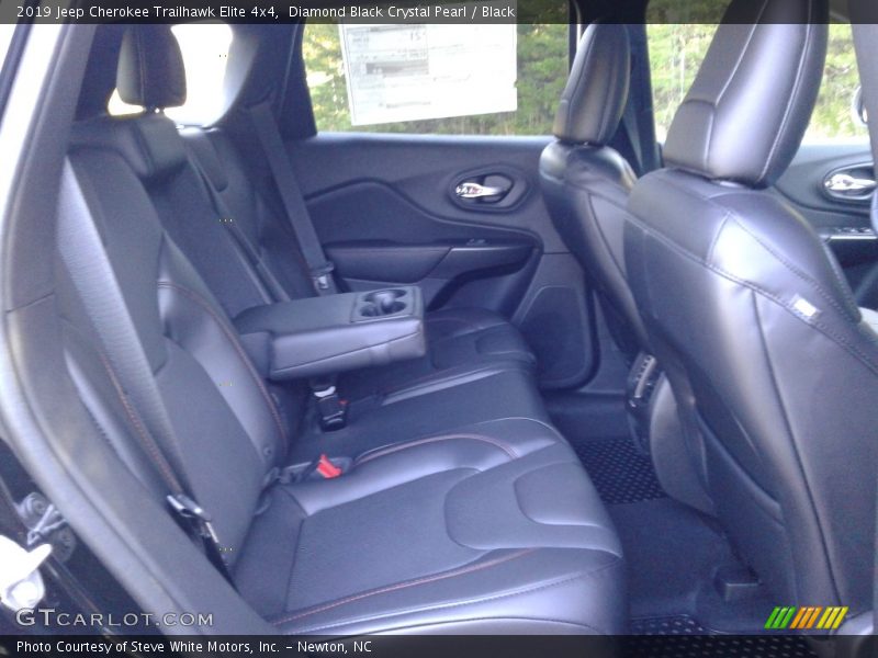 Diamond Black Crystal Pearl / Black 2019 Jeep Cherokee Trailhawk Elite 4x4