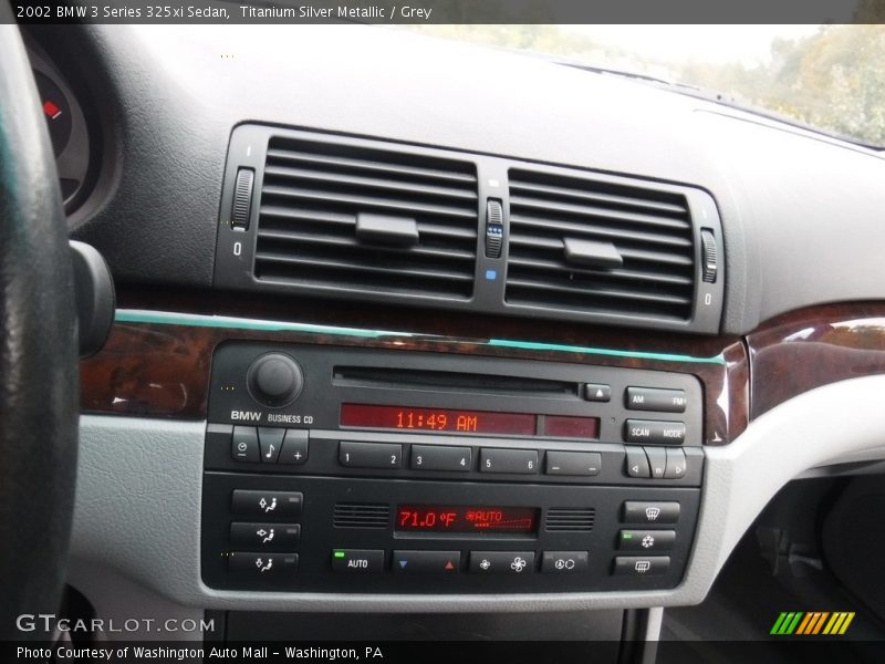Titanium Silver Metallic / Grey 2002 BMW 3 Series 325xi Sedan