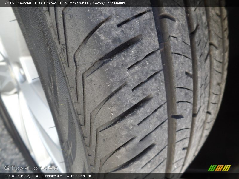 Summit White / Cocoa/Light Neutral 2016 Chevrolet Cruze Limited LT