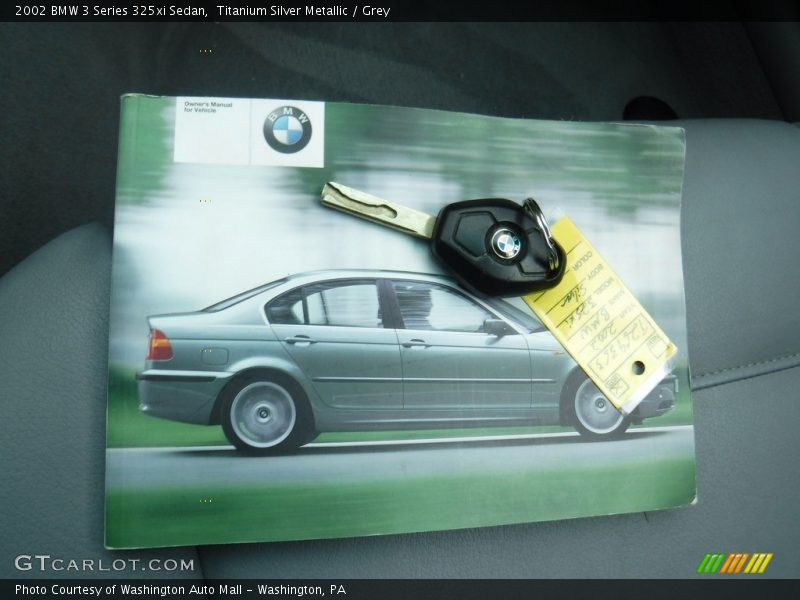 Titanium Silver Metallic / Grey 2002 BMW 3 Series 325xi Sedan