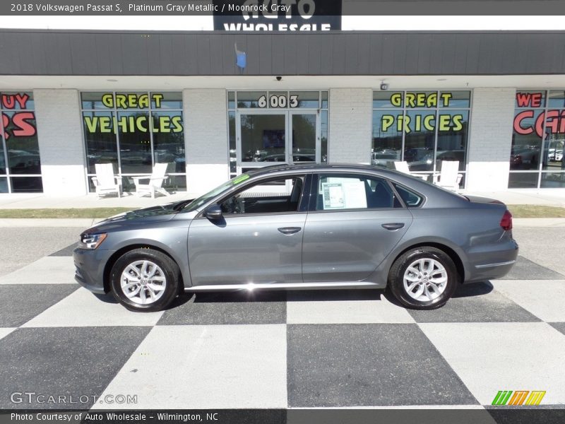 Platinum Gray Metallic / Moonrock Gray 2018 Volkswagen Passat S