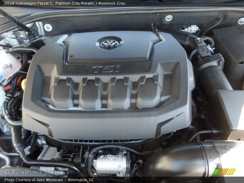 Platinum Gray Metallic / Moonrock Gray 2018 Volkswagen Passat S
