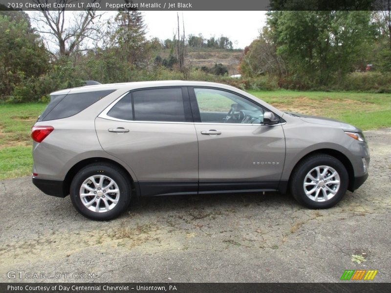 Pepperdust Metallic / Jet Black 2019 Chevrolet Equinox LT AWD
