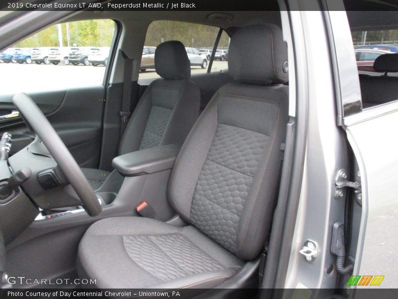 Pepperdust Metallic / Jet Black 2019 Chevrolet Equinox LT AWD