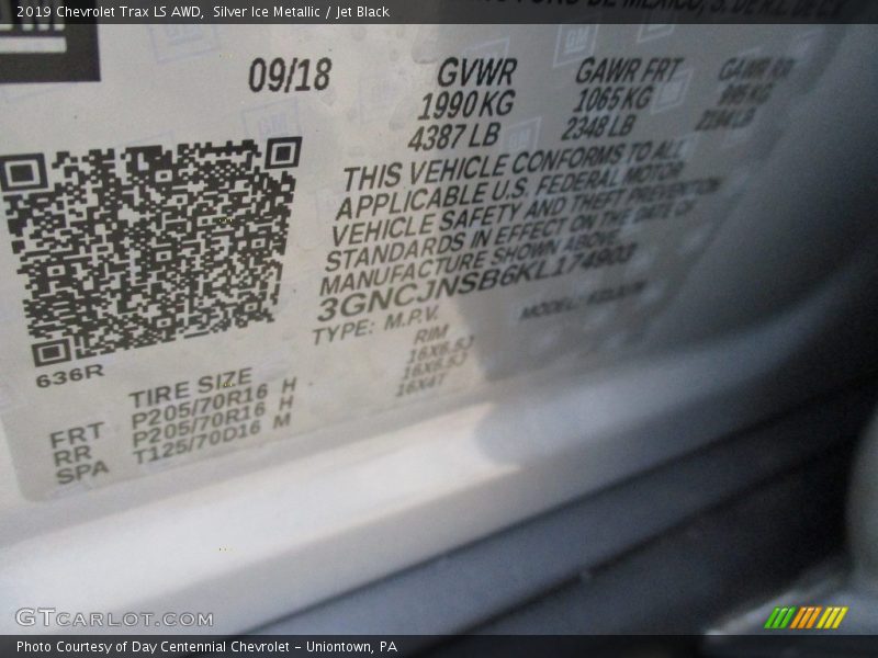 Silver Ice Metallic / Jet Black 2019 Chevrolet Trax LS AWD