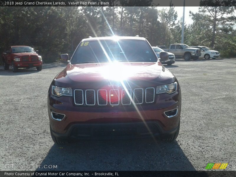 Velvet Red Pearl / Black 2018 Jeep Grand Cherokee Laredo