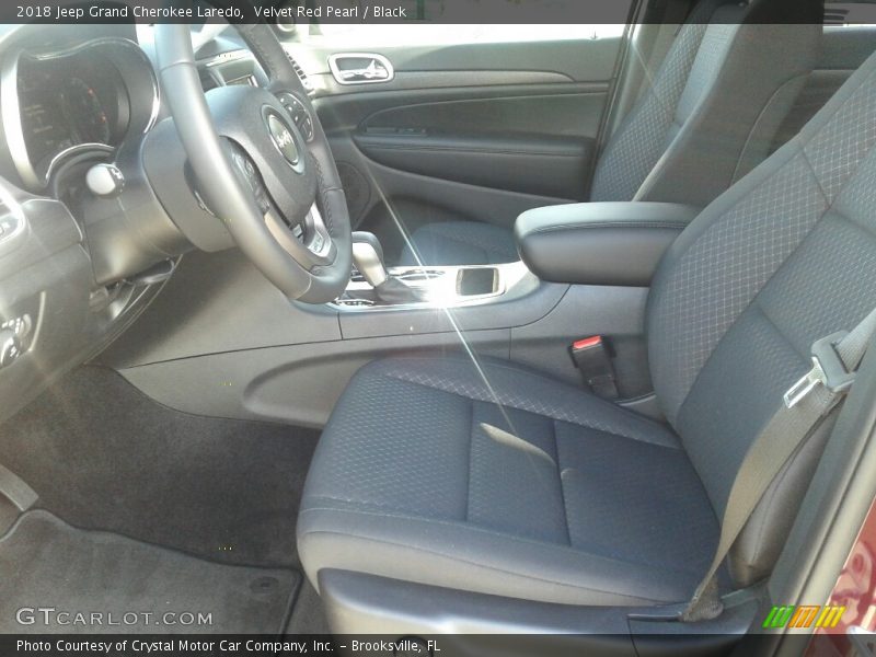 Velvet Red Pearl / Black 2018 Jeep Grand Cherokee Laredo