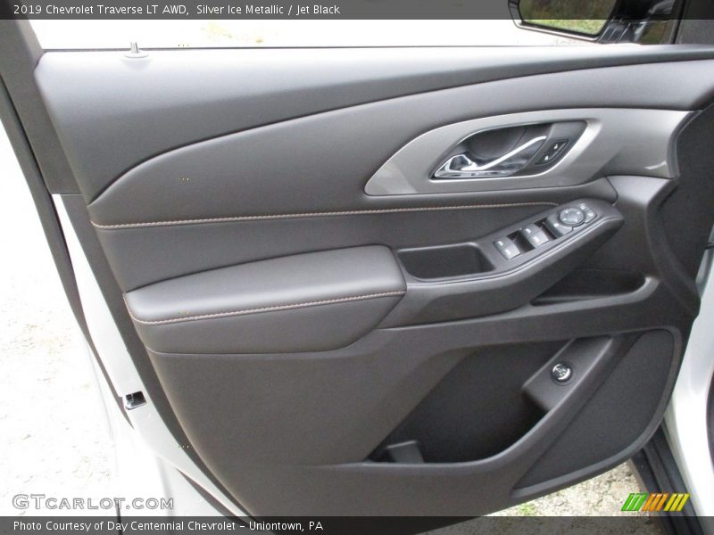 Silver Ice Metallic / Jet Black 2019 Chevrolet Traverse LT AWD