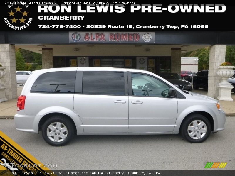 Bright Silver Metallic / Black/Light Graystone 2012 Dodge Grand Caravan SE