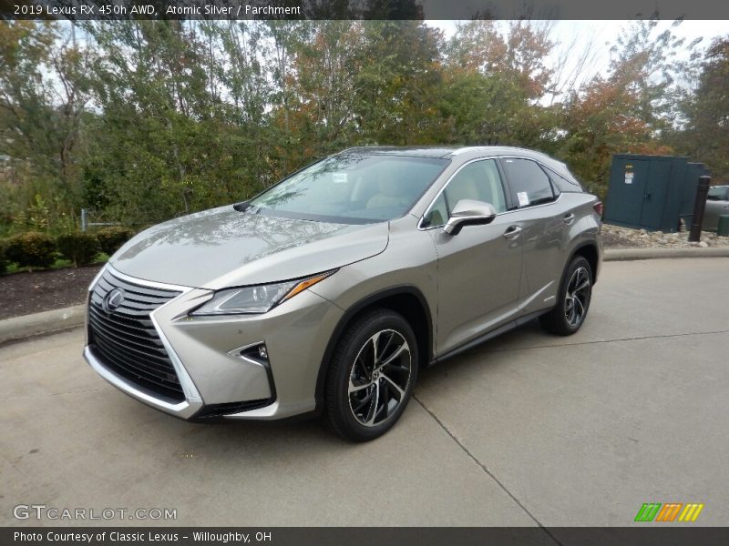 Front 3/4 View of 2019 RX 450h AWD